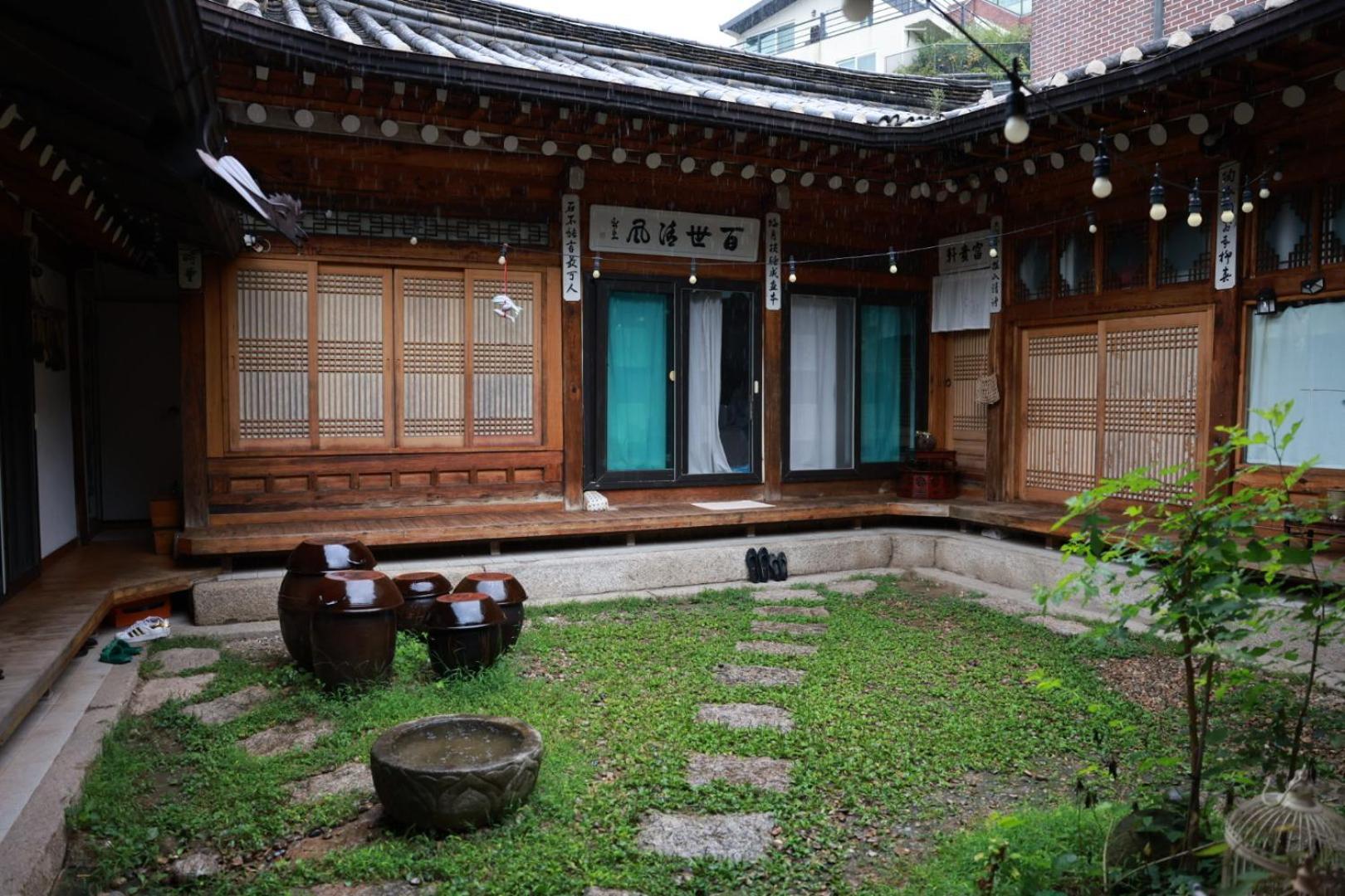 Eugene Hanok Stay Seoul Exteriör bild